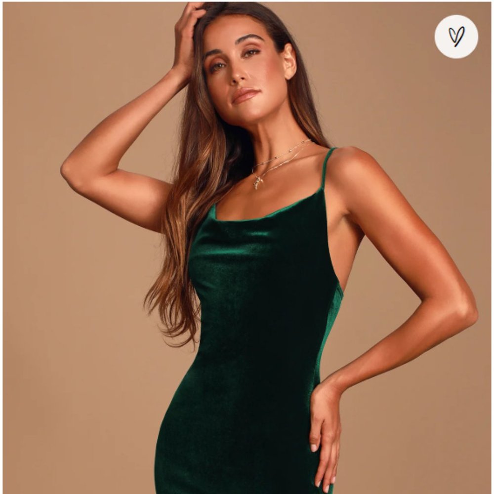 Lulu's Dark Green Velvet Dress (Size S) - Sold out online!